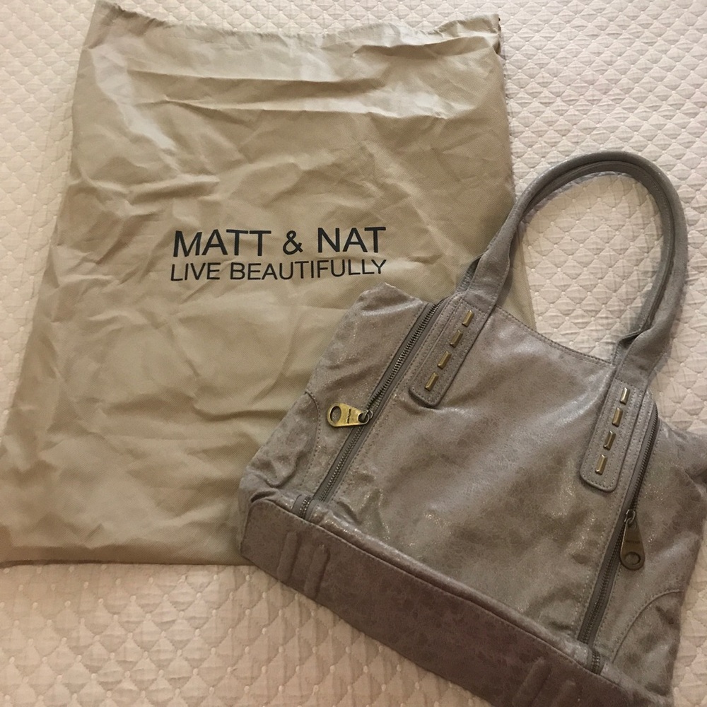 Matt & Nat - Picture 1 of 4